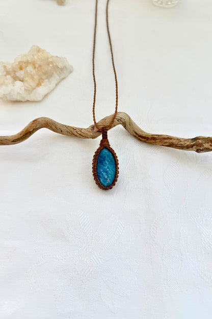 Handmade Apatite macramé necklace, front view of natural gemstone pendant
