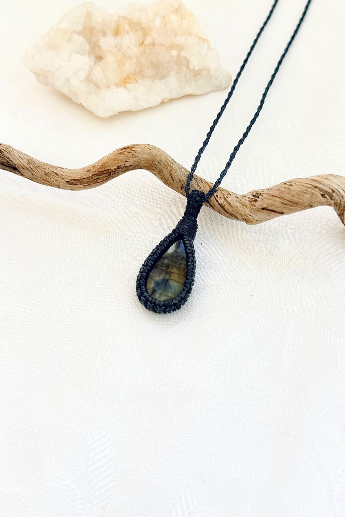 Handmade Labradorite macramé necklace, in another side view showing the gemstone and macramé knotting