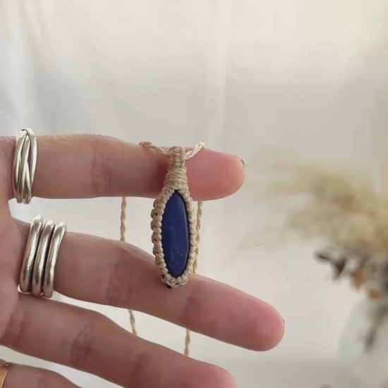 Video of the handmade Lapis Lazuli Macrame necklace, highlighting the vibrant tones of the gemstone and the lightweight, minimalist macrame design.