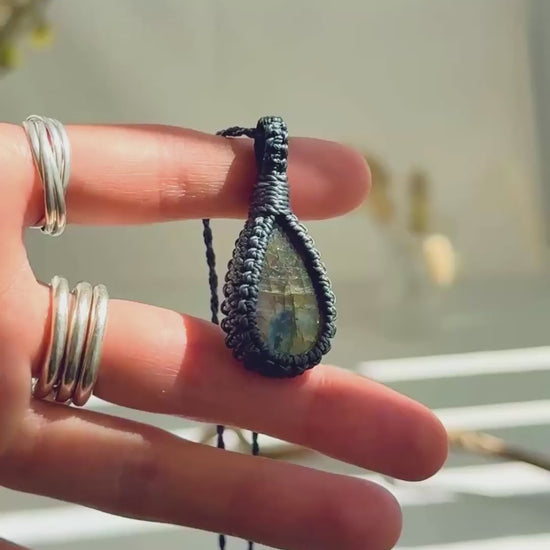 Handmade Labradorite macramé necklace showing natural gemstone details, texture and shine