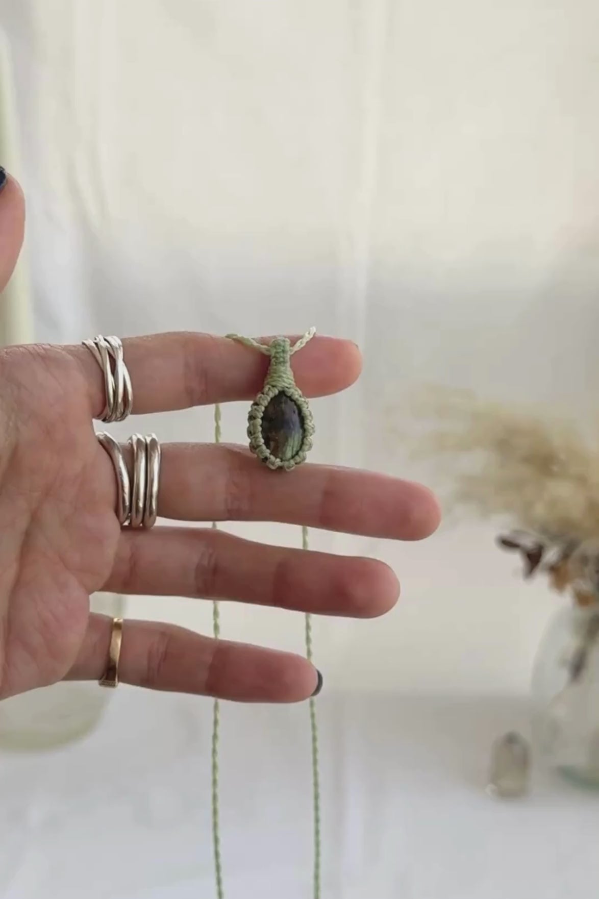 Video of the handmade Labradorite Macrame necklace, highlighting the vibrant tones of the gemstone and the lightweight, minimalist macrame design.